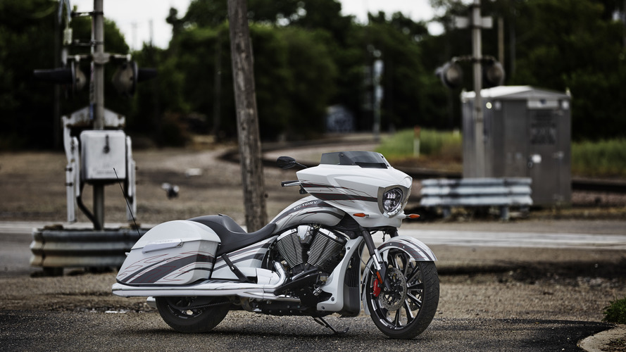 2017 Victory Magnum X-1