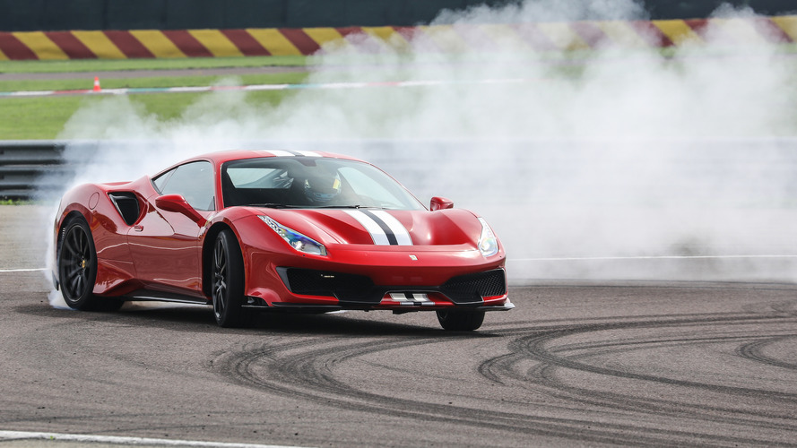 Ferrari 488 Pista, prova sul circuito di Fiorano