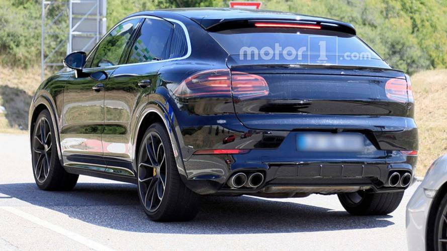 2020 Porsche Cayenne Coupe Spy Photo