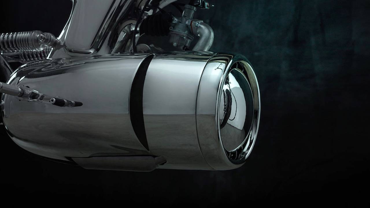 The L Concept's turbine-style engine cover inspired by the USS Enterprise.