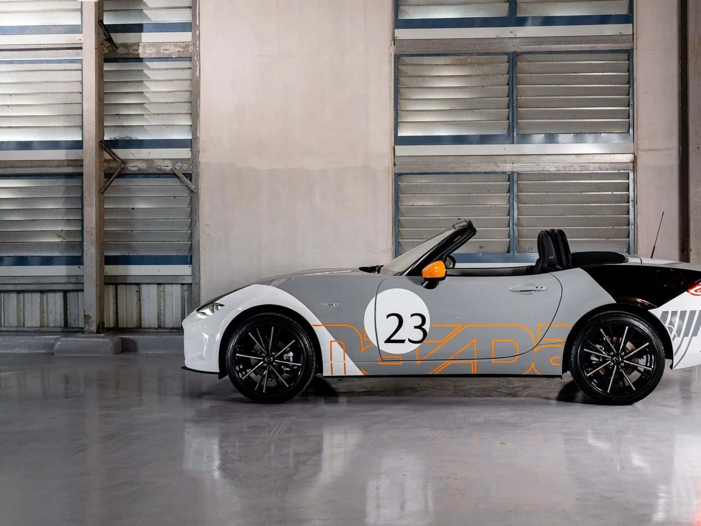Nuevo Mazda MX-5 2024: Cup 23rd Anniversary Edition