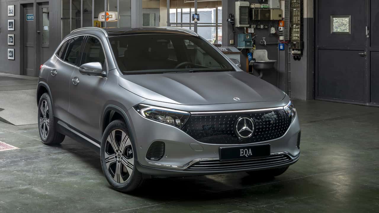 Mercedes EQA Facelift (Ansicht von schräg vorne rechts)