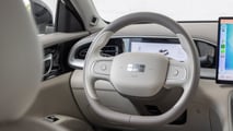 Geely E2