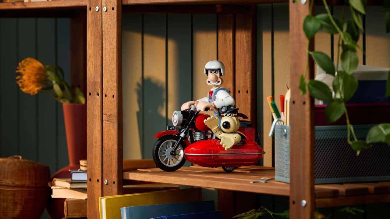 A Wallace and Gromit Motorcycle and Sidecar Lego Set? Sign Us Up