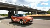 Foto - Hyundai Kona elettrica 2023 prototipo - Prova 
