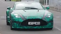 Aston Martin Vantage Casus Fotoğrafları