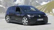 Photo espion vue de face de la VW ID.3 GTX
