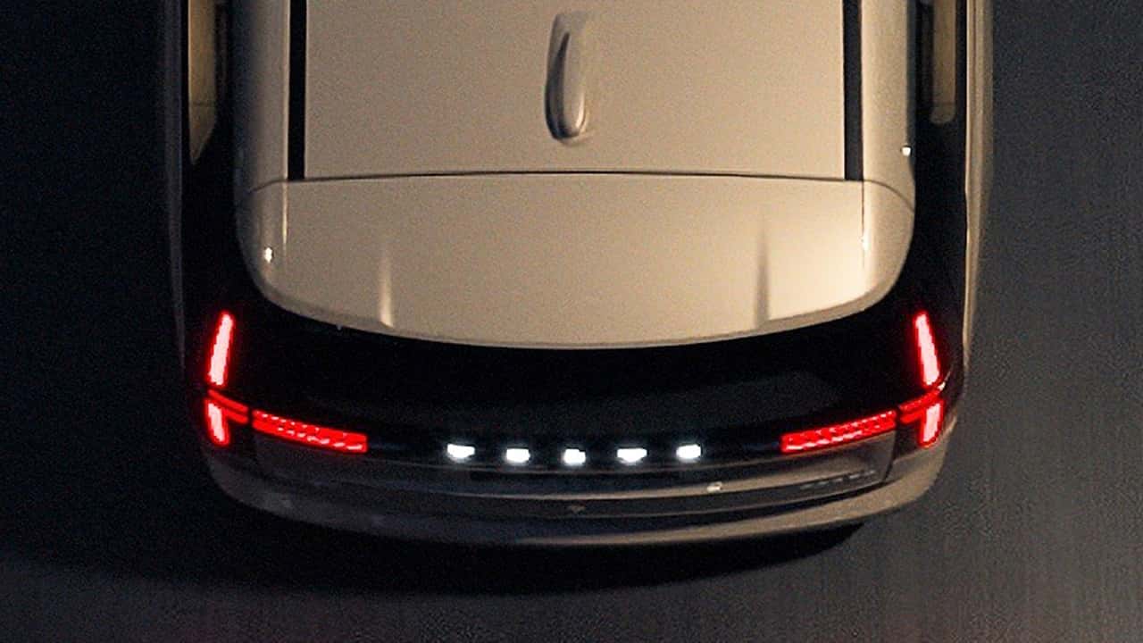 Volvo EM90 teaser görüntüleri