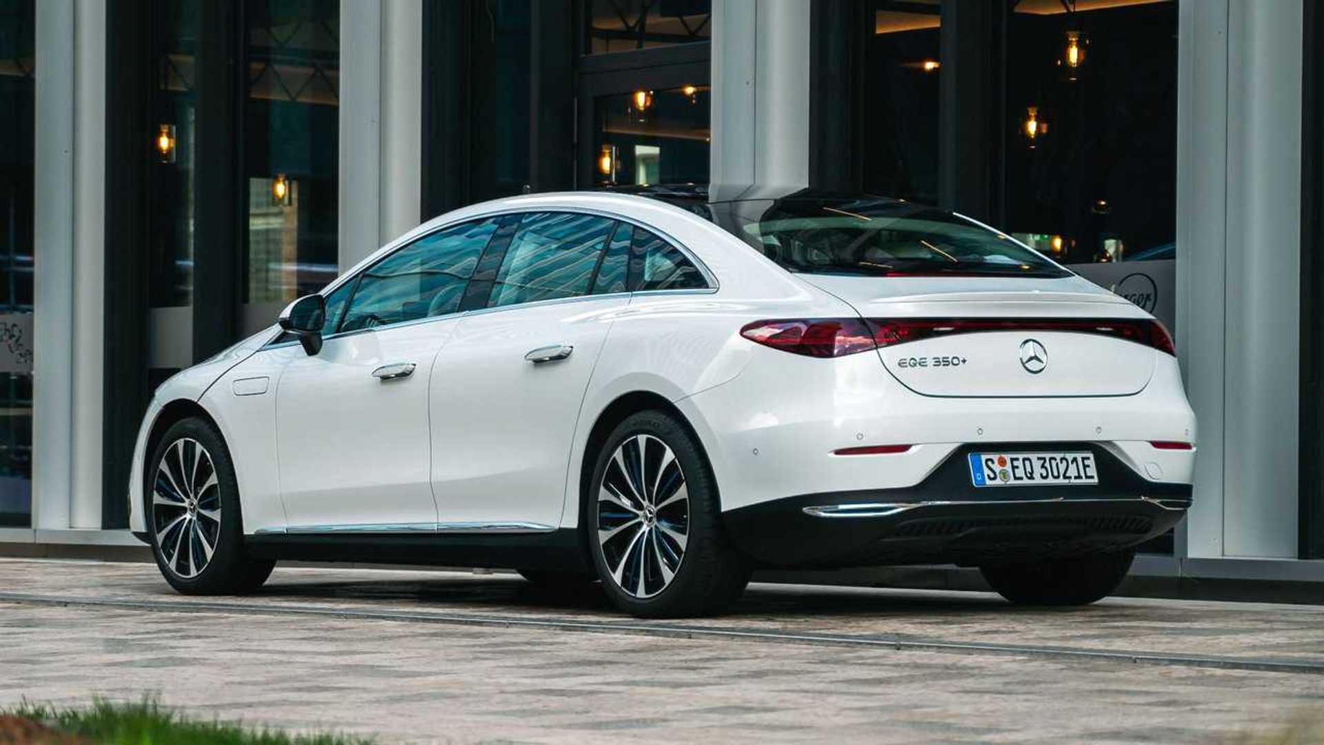 Мерседес eqe 350