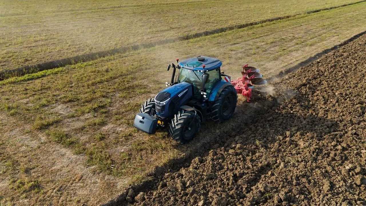 Landini torna sulle spiagge italiane con Jova Beach Party 2022