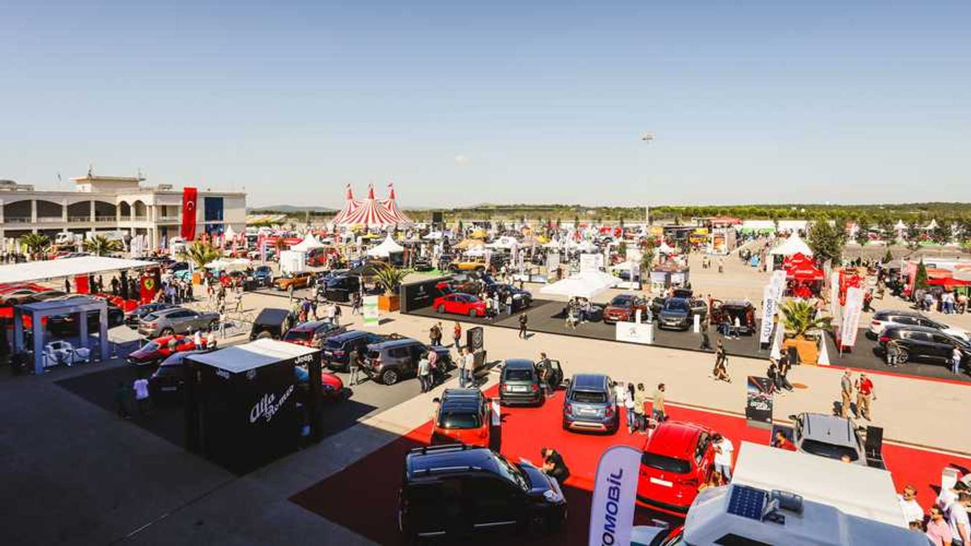 t-rkiye-nin-en-b-y-k-festivali-v-weekend-ba-l-yor