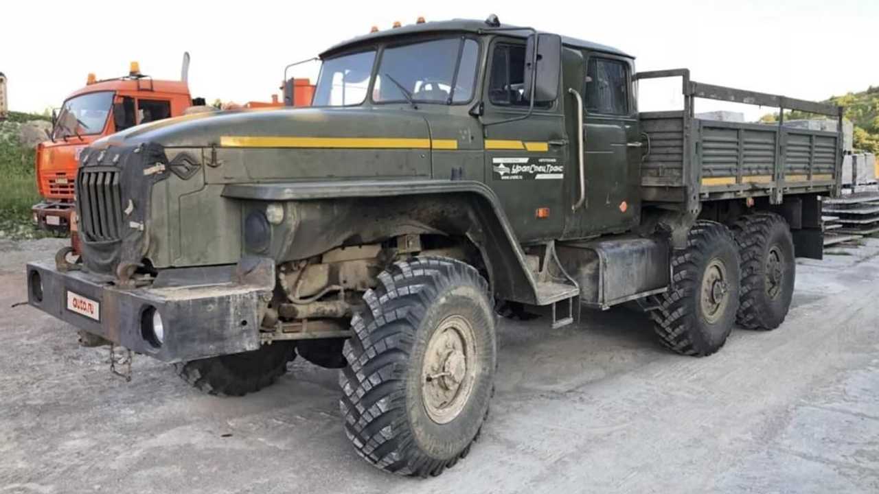 «Урал-4320» до реставрации