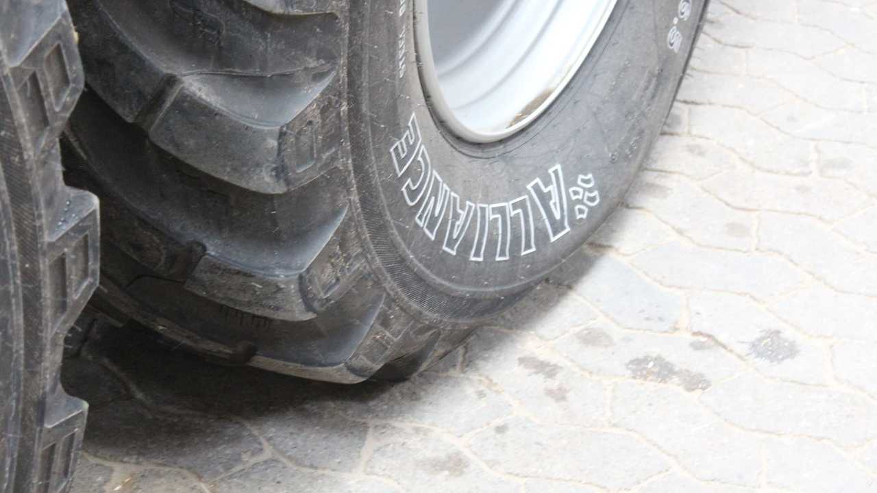 Passaggio carrabile per un fondo intercluso