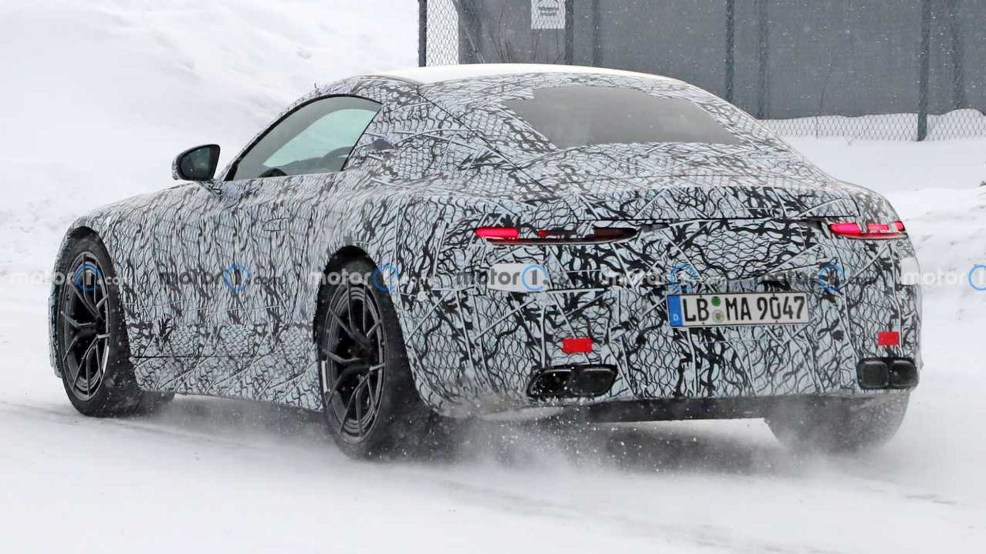 mercedes-amg-gt-63-coupe-back-end.jpg