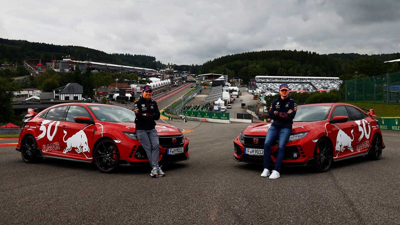 Honda Civic Type R Team Red Bull