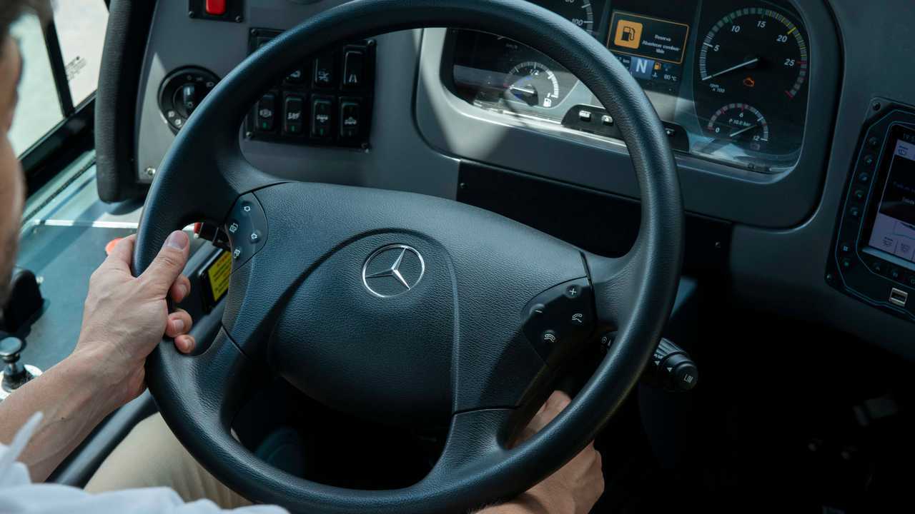12 - Volante multifuncion