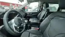Mercedes V-Class facelift spy photos