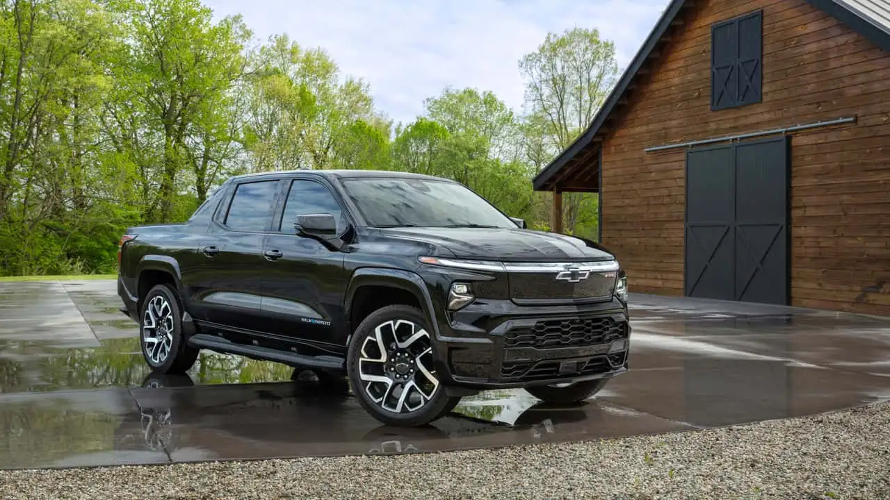 GM Says It Has 'Not Canceled Any Electric Trucks'