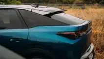Prima prova Peugeot 3008 Hybrid 2025