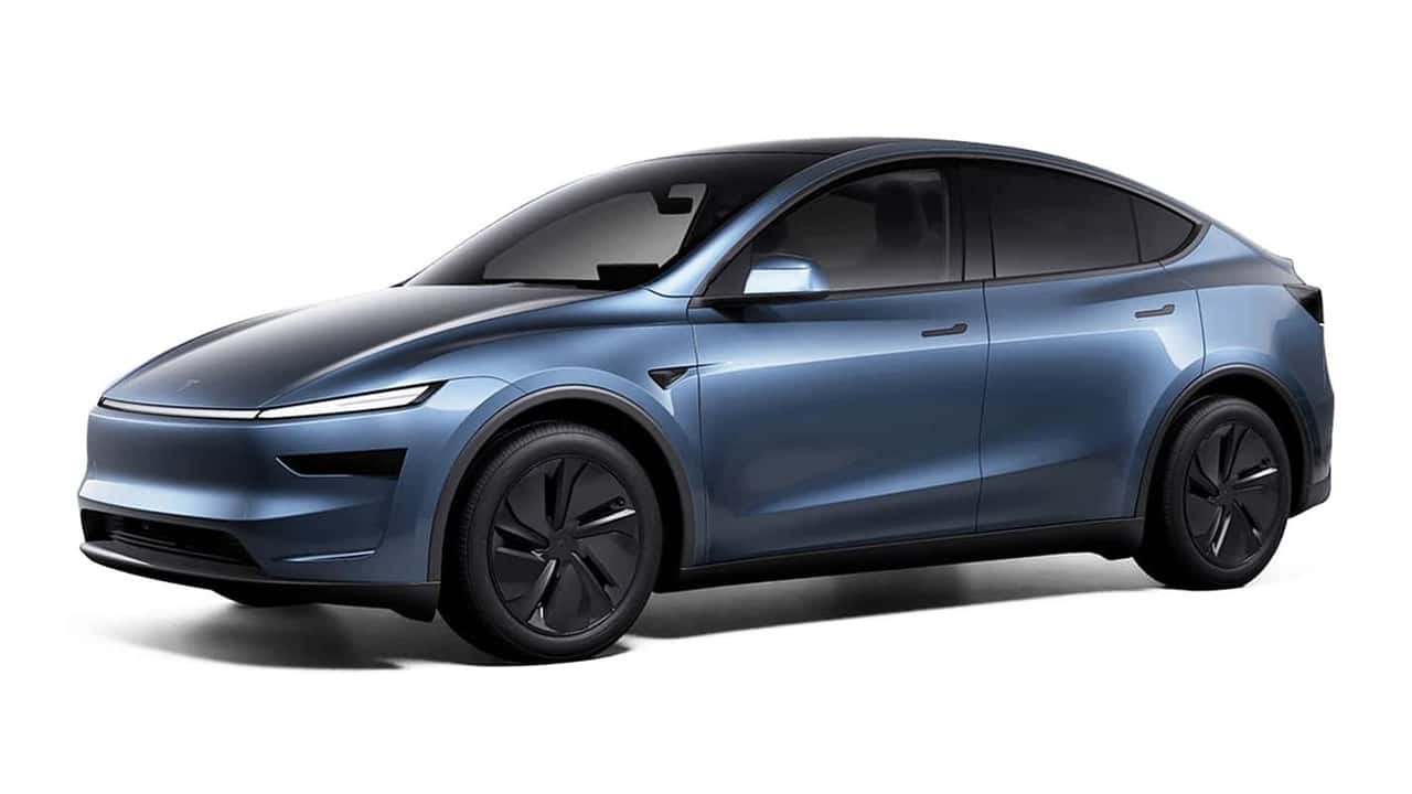 Tesla Model Y Live Photos Of The New Glacier Blue Colour Tesla Model Y Live Photos Of The New Glacier Blue Colour