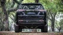 Jeep Commander Blackhawk 2.0T 2025