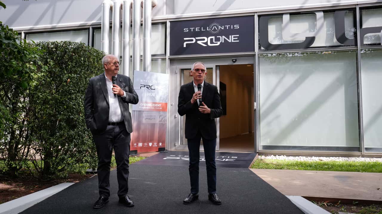 Carlos Tavares all'inaugurazione dei nuovi uffici di Pro One a Mirafiori