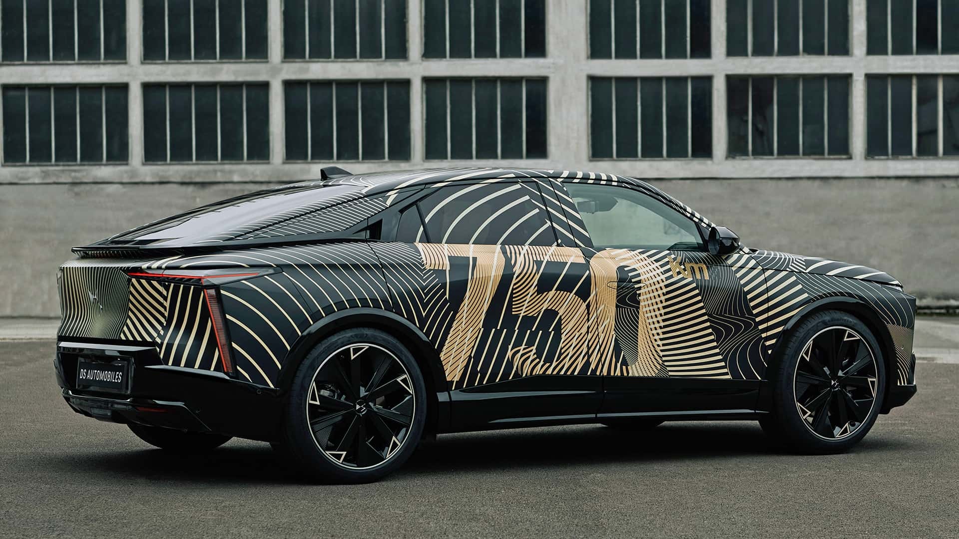 Citroen's DS Teases Slippery 466-Mile Electric Crossover