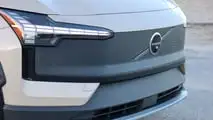 2026 Volvo EX30 Cross Country