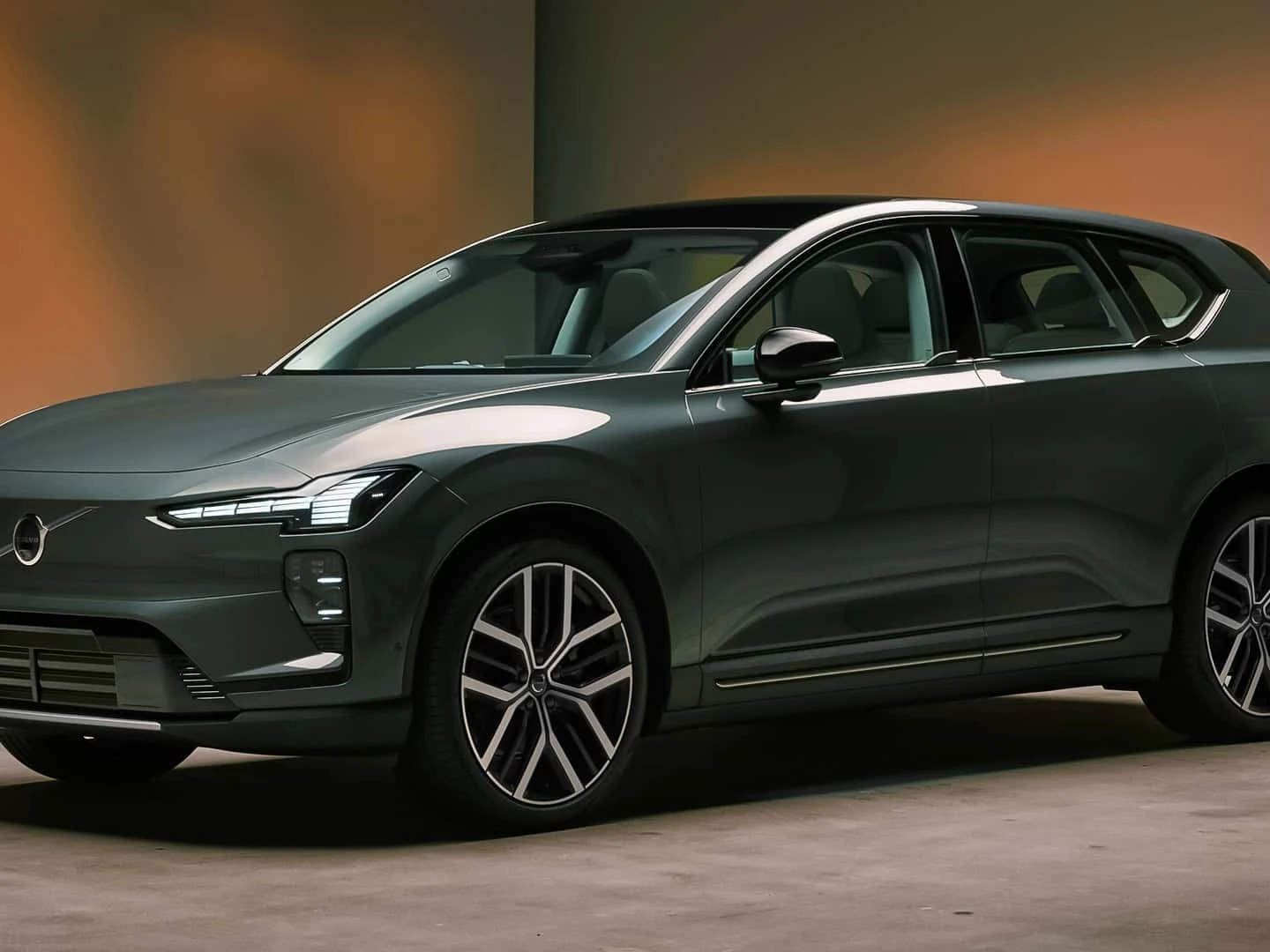 Volvo Unveils 2027 Ex60 Electric Suv: Long-range, Fast Charging, and Tesla Port Integration