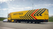 Mercedes Safety Truck auf Basis des Mercedes eActros 600 