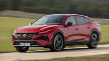 Peugeot 408 Plug-In Hybrid (2026), la prova su strada di Motor1.com