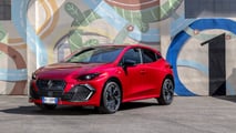  Renault Clio full hybrid E-Tech, l'auto protagonista di YouTester 2026
