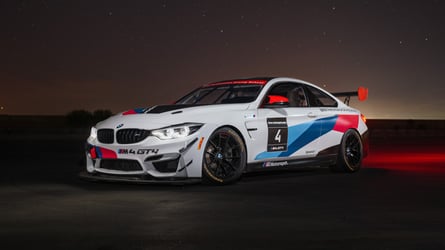 BMW M4 GT4 (F82)