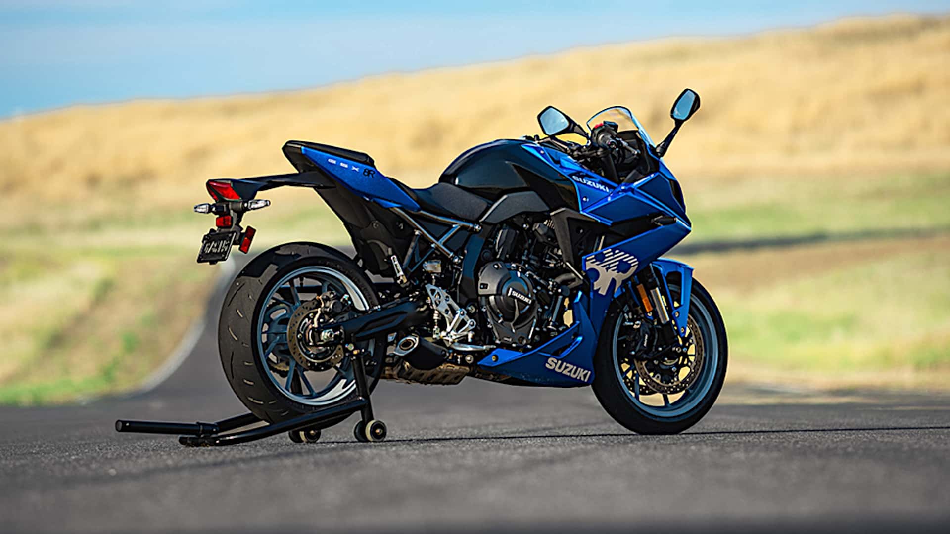 2024 Suzuki GSX-8R Adds A Sporty Flavor To The GSX-8S Platform