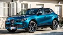 Alfa Romeo Junior (2025) Ibrida Q4 