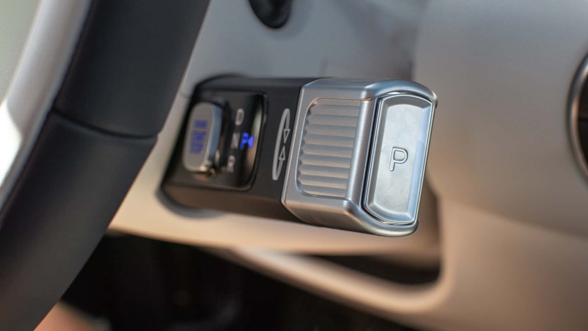 https://cdn.motor1.com/images/mgl/nAqR3j/s1/2026-hyundai-palisade-review.jpg