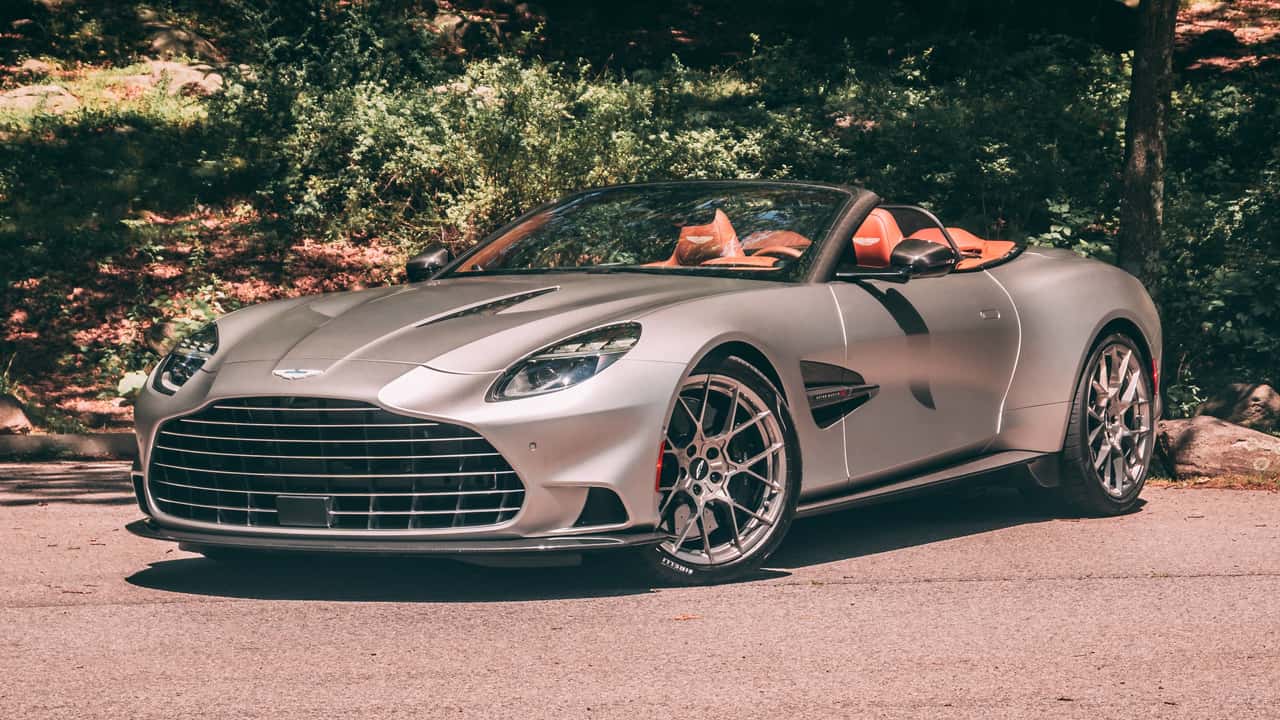 Aston Martin Vanquish Volante