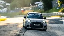 Mini John Cooper Works Bulldog Racing im 24h-Rennen auf dem Nürburgring 2025