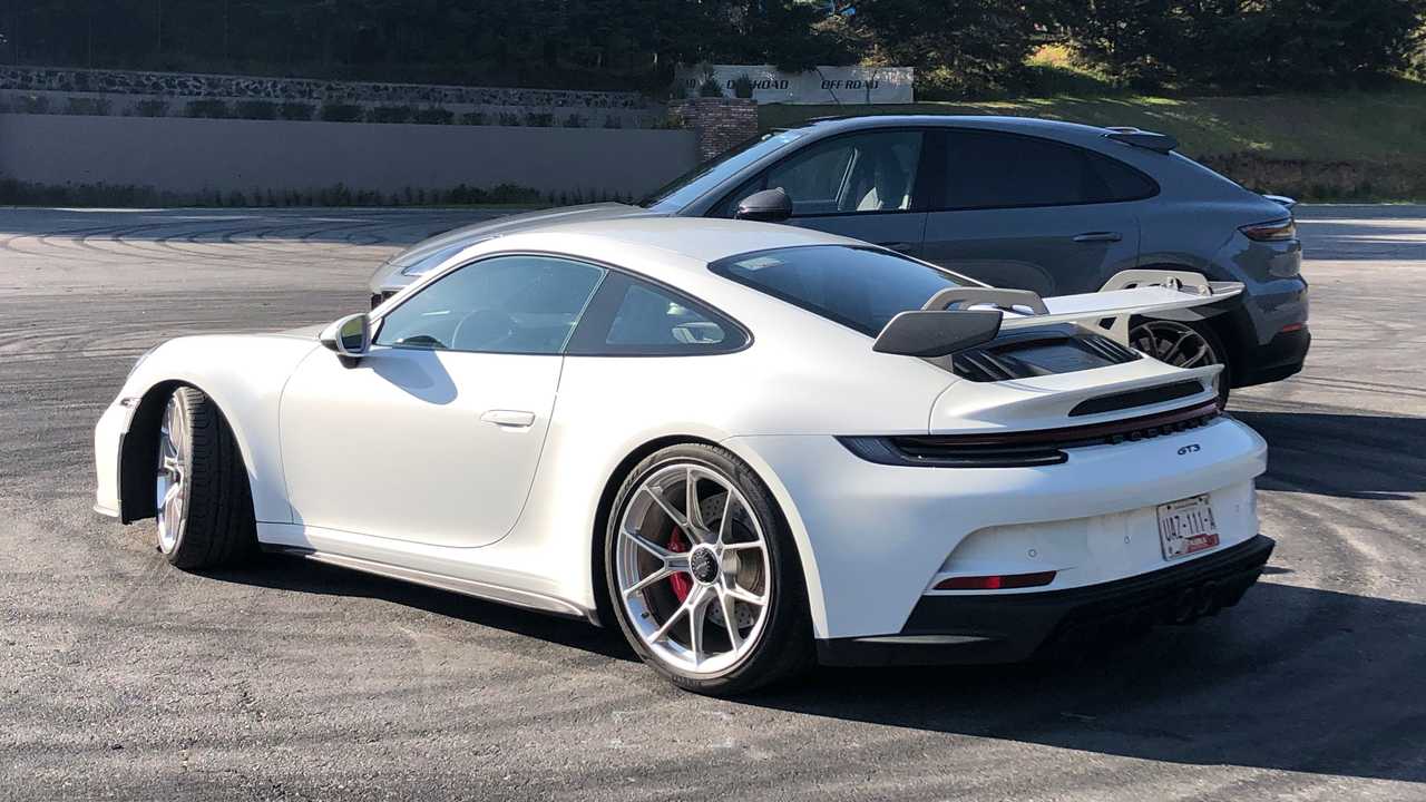 PORSCHE3