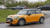 Mini Cooper S facelift spy photo