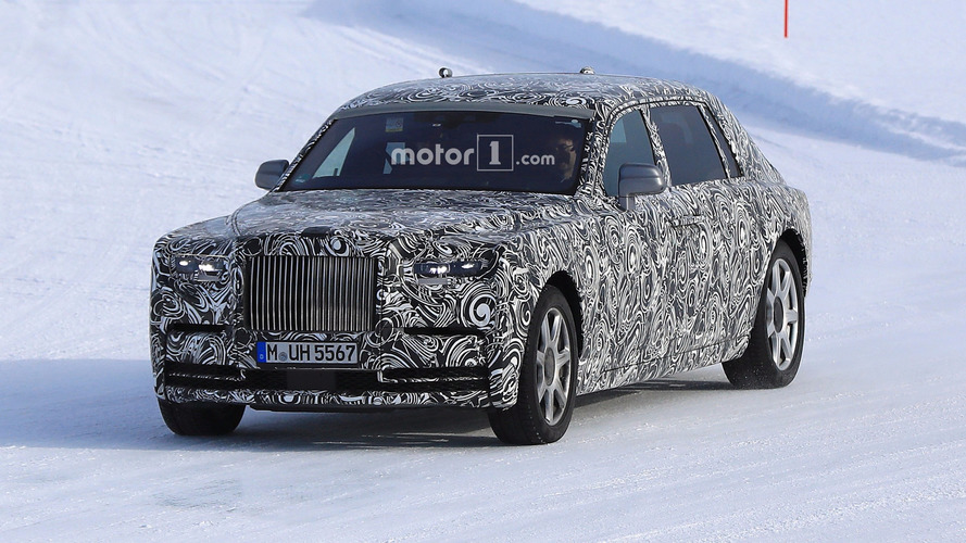 2018 Rolls-Royce Phantom Extended Wheelbase spy photo