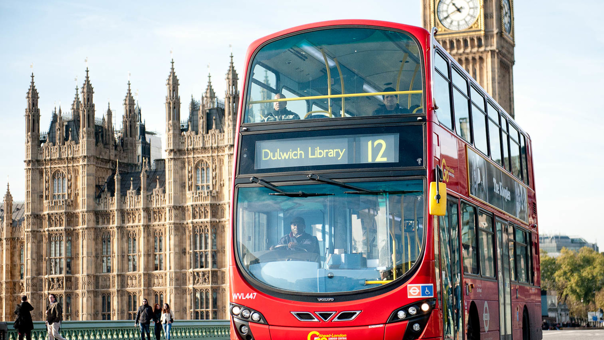 Ambulances, police and fire vehicles now allowed in London bus lanes