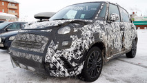 Makyajlı Fiat 500L casus fotoğrafları