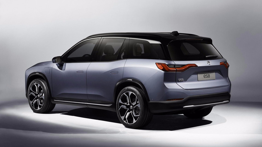 Nio ES8