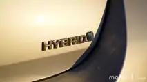 Essai Toyota Auros Hybrid