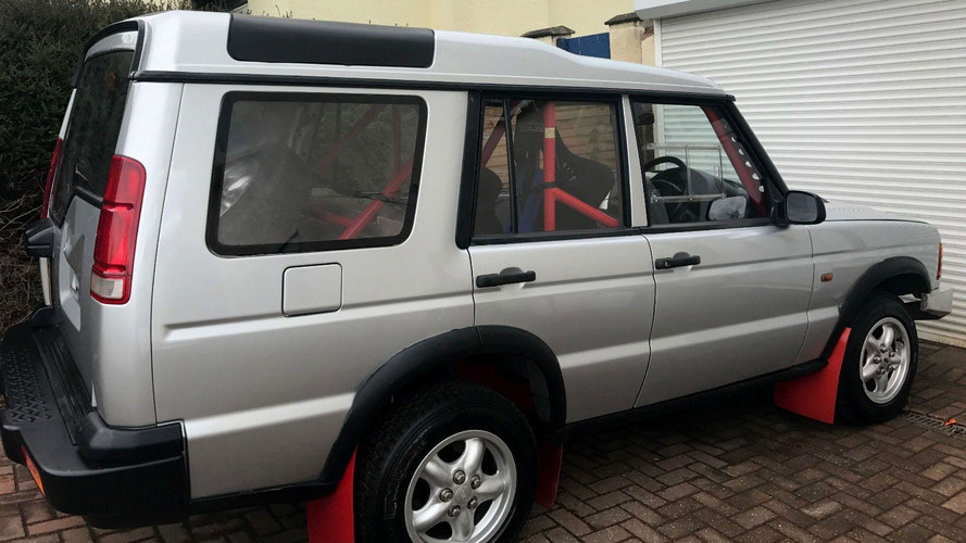 Land Rover Discovery rally car