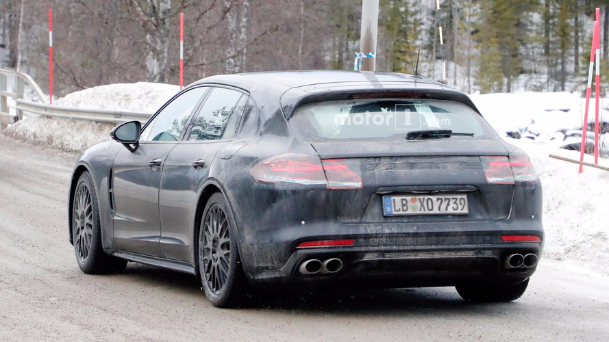Porsche Panamera Sport Turismo Spy Pics