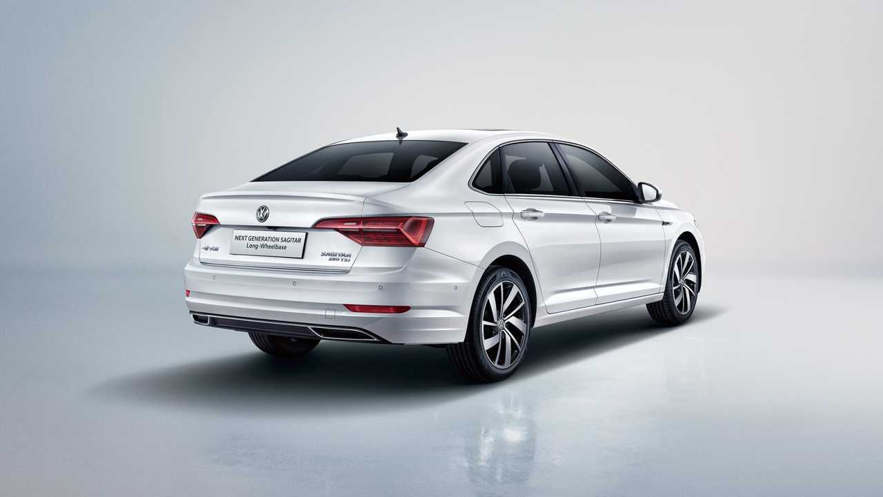 Volkswagen Jetta longa distância entre eixos (Sagitar)
