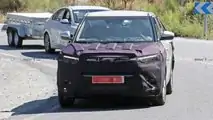 Ssangyong Tivoli Refresh Spy Shots