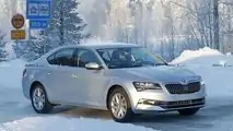 2019 Skoda Superb photos espion